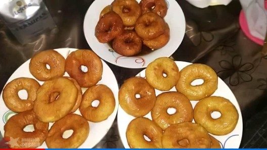 ¿Cómo hacer rosquitas, o donas, sin huevo ni leche?