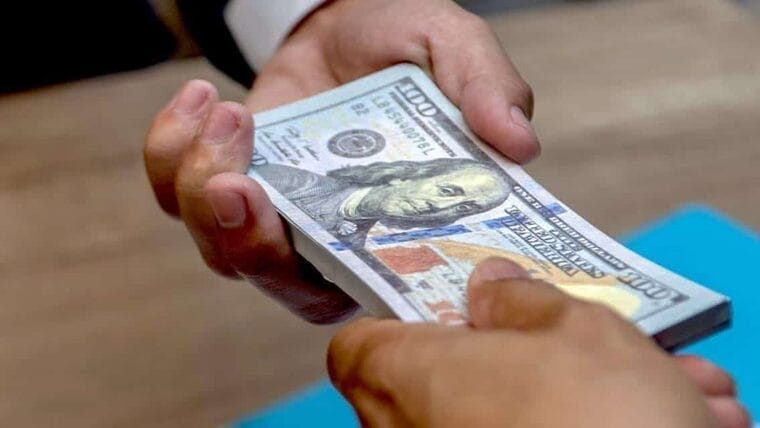Aumentan los salarios de Miami más que en cualquier otro lugar de los Estados Unidos
