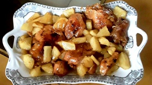Pollo con piña: 3 recetas