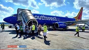 EE.UU. mantendrá suspensos los vuelos a provincias cubanas