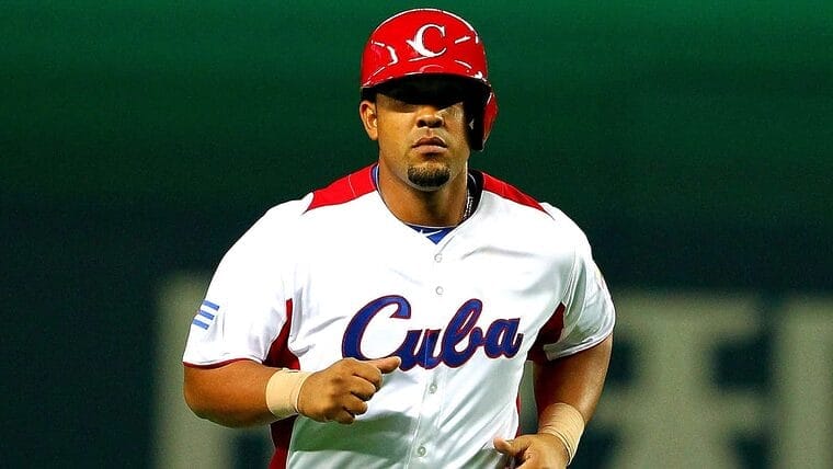 José “Pito” Abreu se retracta y dice “SÍ” a equipo de béisbol de Cuba en Miami