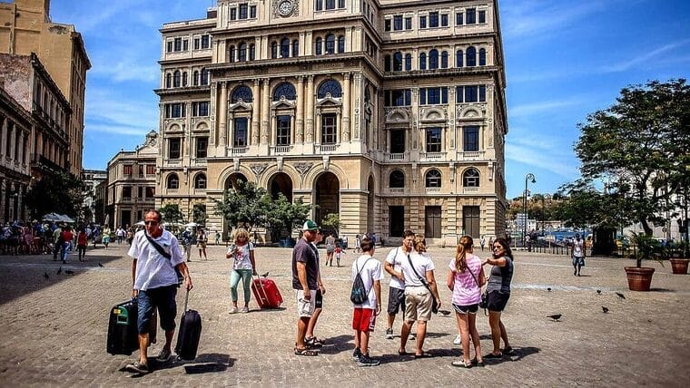 Cuba, tercer país con mayor crecimiento de población española