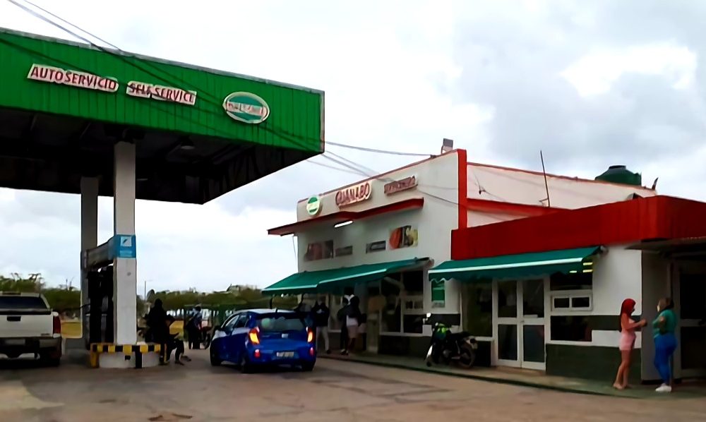 A new payment method for buying fuel in Cuba