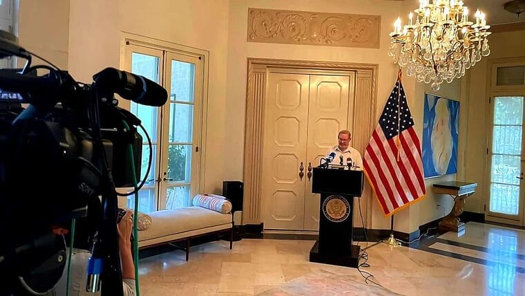 Embajada de EE.UU en Cuba lanza campaña para resolver dudas de solicitantes cubanos: aquí la primera respuesta