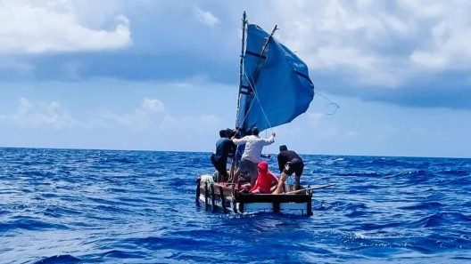 Guardia Costera de EEUU rescata a migrantes cubanos y los devuelve a Cuba