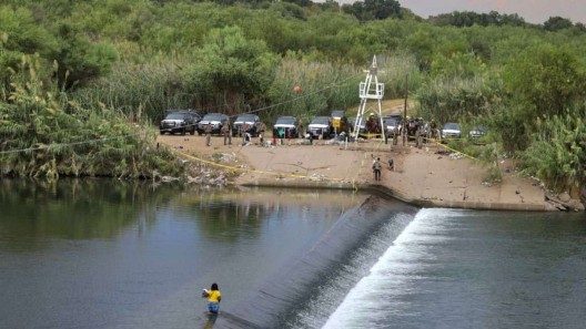 Despliegan agentes en la frontera de México con Estados Unidos para capturar emigrantes ilegales