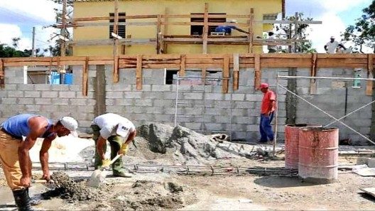 Gobierno cubano aumenta el precio de materiales de construcción