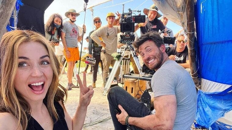 ¿Hay un romance entre Ana de Armas y Chris Evans? Nueva foto levanta sospechas