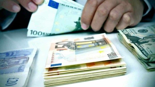 Banco Popular de Ahorro informa a los clientes sobre cómo se calcula la tasa de cambio de las divisas extranjeras a la MLC