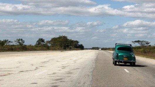 Un muerto y dos heridos como resultado de accidente en autopista La Habana-Pinar del Río