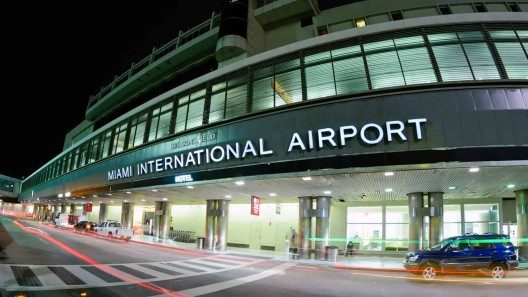Aeropuerto de Miami se convierte en el más transitado de Florida