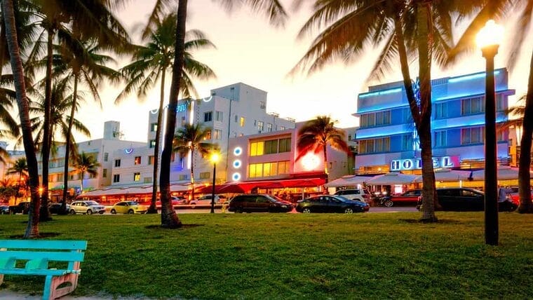 Miami, de las mejores ciudades para conseguir trabajo este verano