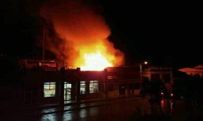 Incendio en calle céntrica de Banes