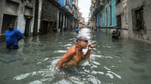 Tres muertos y un desaparecido tras intensas lluvias en Cuba