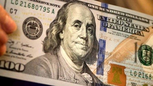 Así está el dólar, el euro, y la MLC, en Cuba hoy