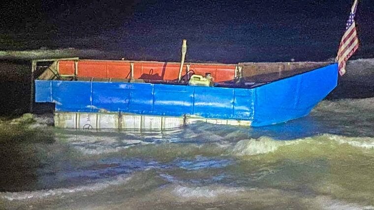 Balseros cubanos tocaron tierra antes de ser detenidos al sur de Florida