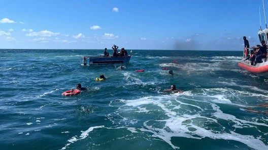Piden a cubanos en Estados Unidos que «animen» a sus familiares a emigrar de forma legal