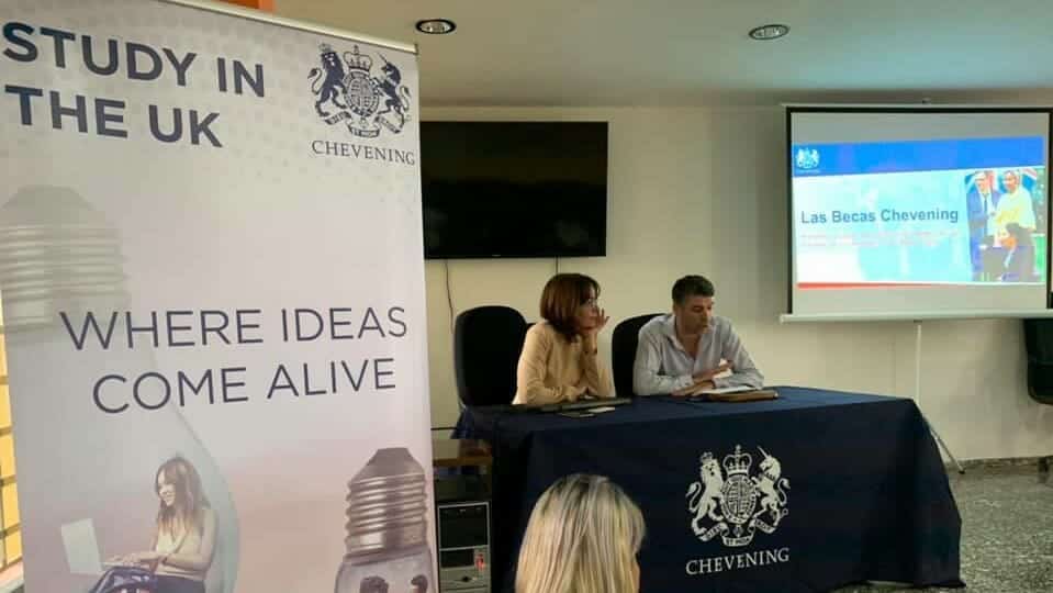 Anuncian próxima convocatoria a Becas Chevening de Reino Unido