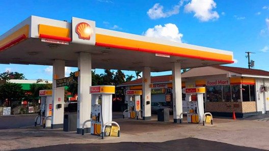 La gasolina subiría su precio tras el paso del huracán Idalia por Estados Unidos