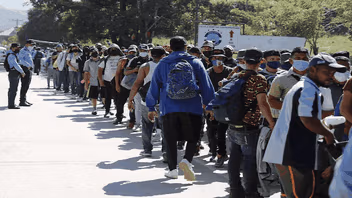 Más de 10 mil cubanos han pedido refugio este año en México