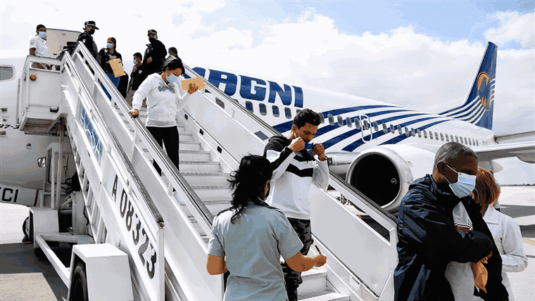 Estados Unidos regresa a Cuba a más de 3 mil migrantes
