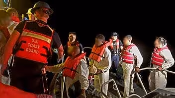 Así intercepta la Guardia Costera de los EE.UU. a balseros cubanos (+ video)