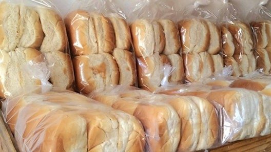 Tienda en MLC en La Habana vende pan de un negocio privado