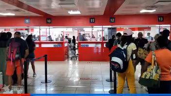 Aconsejan a cubanos con permiso de viaje a EE.UU volar lo antes posible