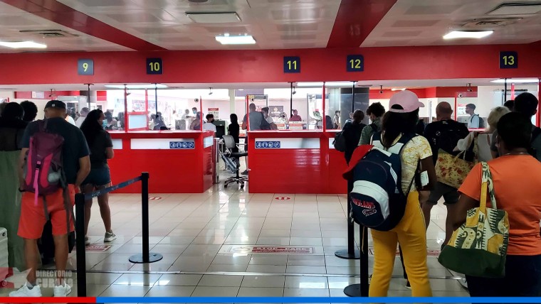 Aconsejan a cubanos con permiso de viaje a EE.UU volar lo antes posible