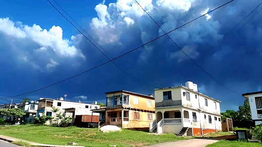 Indican medidas a adoptar por pobladores de Matanzas y territorios vecinos ante incendio de grandes proporciones