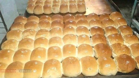 Gobierno cubano asegura que negocios privados pueden vender productos de harina de pan