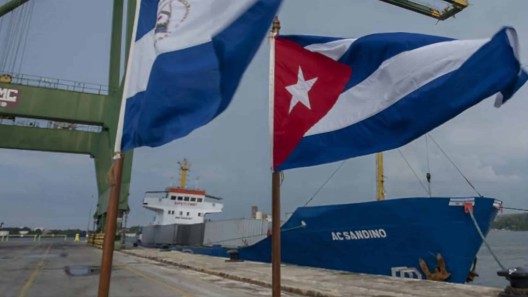 Nicaragua envía barco con alimentos donados a Cuba