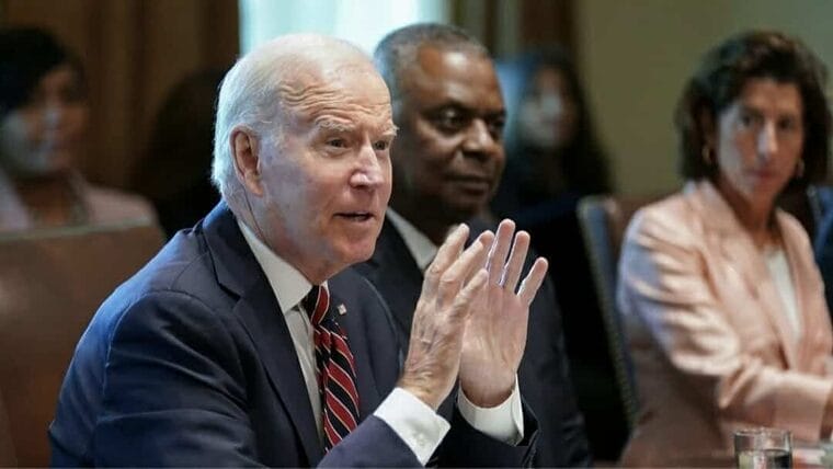 Biden se muestra proclive a facilitar la ciudadanía americana a miles de inmigrantes