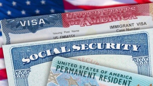Estados Unidos anuncia revisión exhaustiva de las ‘green cards’ a migrantes de países catalogados como de preocupación