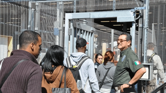 Cerca de 200 mil cubanos llegaron a Estados Unidos por las fronteras