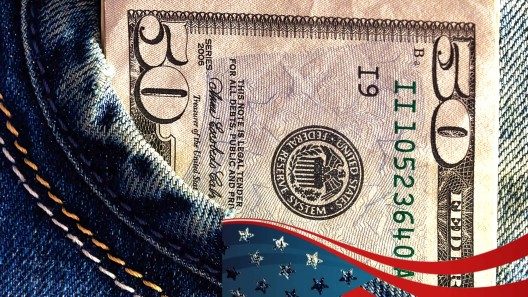 Se acerca la fecha: el salario mínimo en Florida será de 11 dólares por hora