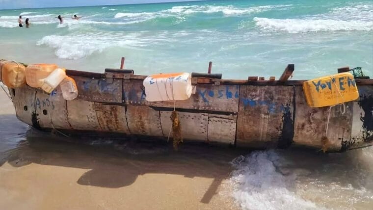 Balseros cubanos interceptados en aguas de Dania Beach por la Guardia Costera de Estados Unidos