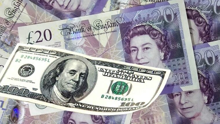 Se desploma la libra esterlina respecto al dólar americano