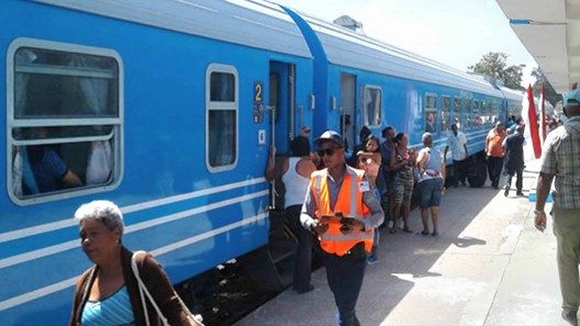 Modifican en Cuba horario de salida de trenes nacionales 