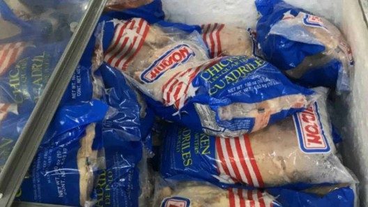 Cuba aumentó la compra de pollo a EE.UU en este verano