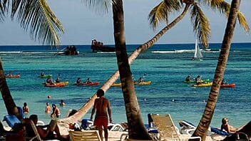República Dominicana supera con creces a Cuba como “destino de sol y playa” en el Caribe