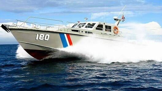 Cinco fallecidos tras colisión de una lancha procedente de Estados Unidos con una nave guardafronteras