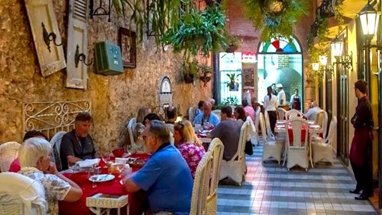 Autorizan a los trabajadores por cuenta propia a contratar hasta tres empleados