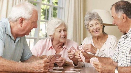 Adultos mayores serían los más perjudicados si Estados Unidos entra en recesión