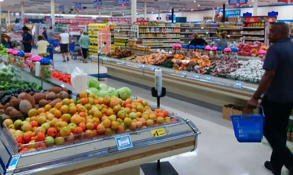 Worst supermarkets to buy fresh produce in US, according to survey