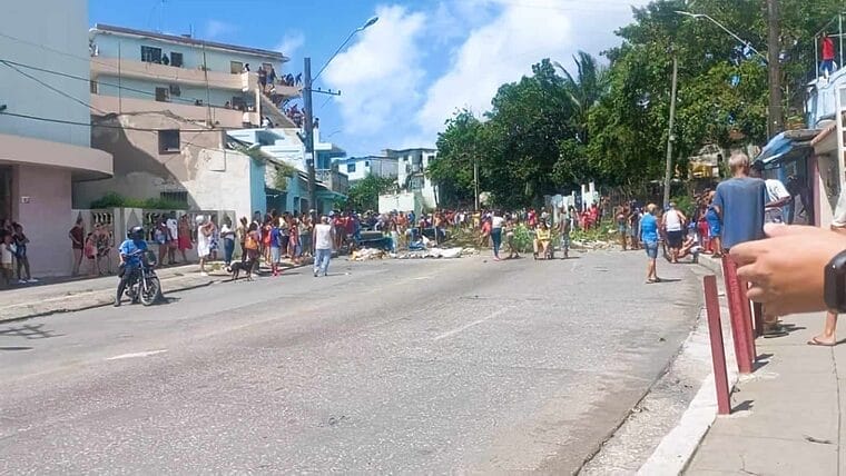 Por segundo día consecutivo, cortan el servicio de Internet en Cuba