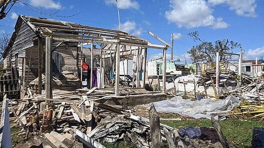 Cerca de 100 mil viviendas afectadas en Pinar del Río, Cuba