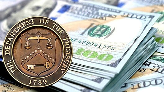 Nuevos cheques de estímulo llegarán esta semana a millones de familias en Estados Unidos