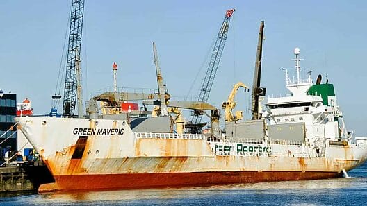 Regresan a Cuba a migrantes que se escondieron en un barco para llegar a EEUU