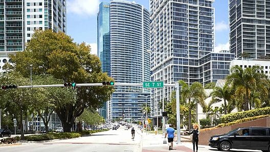 ¿Por qué tantos extranjeros quieren invertir en Miami?